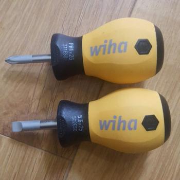 Tô vít 4 cạnh thân ngắn chống tĩnh điện Wiha - 32154
