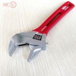 Mỏ lết Lobster UM36XD Made In Japan