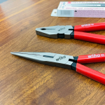 Combo002 Kìm Wiha và Dao rọc giấy NT Cutter (Bằng 18cm 26706, Nhọn 20cm 26721, Dao rọc giấy ea-300)